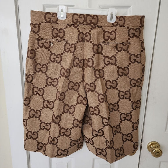 Gucci Jumbo GG Canvas Shorts - Picture 6 of 13